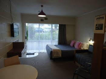 Racecourse Motel Paeroa Ngoại thất bức ảnh